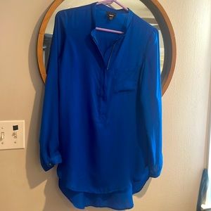 Long navy blue lightweight top (bundle 3 for $30)